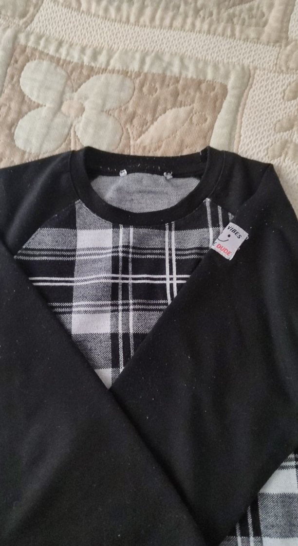 Siyah Ekose Desenli Erkek çocuk sweat - Görsel 2