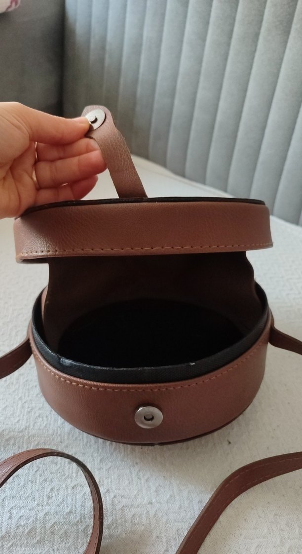 Kahverengi Deri Yuvarlak Kadın Çanta - Görsel 3