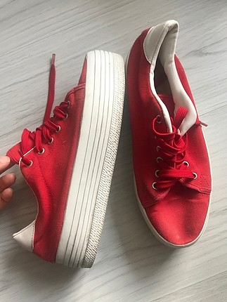 38 Beden Kırmızı kalın topuk ayakkabı 