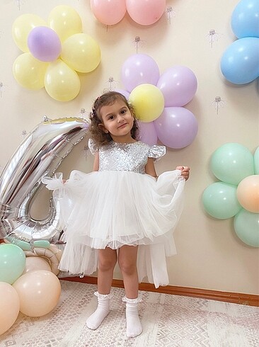24-36 Ay Beden Önü kısa arkası üzün gelinlik
