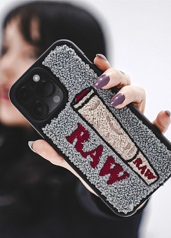 İphone Raw Model Nakışlı Telefon Kılıfı