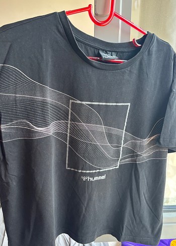 Hummel Siyah Baskılı Kadın Tişört