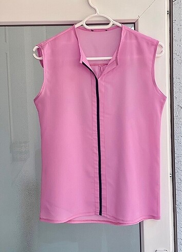 Pembe Gömlek