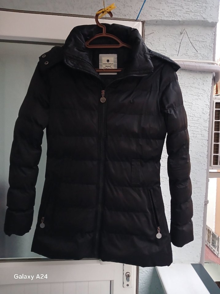 Siyah Fermuarlı ve Kemerli Kadın Kışlık Mont - Görsel 3