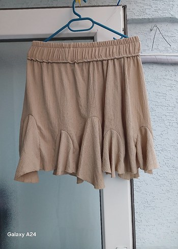 Sıfır ürün hiç giyinilmedi - Bej Keten Mini Etek Fırfırlı - Görsel 2
