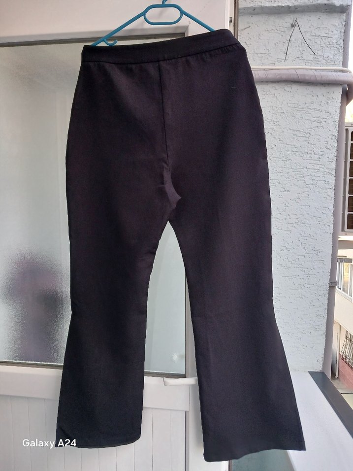 Siyah Pilili Kadın Kumaş Pantolon - Görsel 2