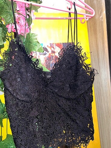 Dantel detay crop bluz