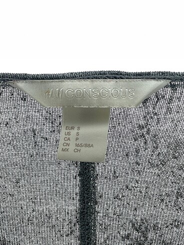 s Beden gri Renk H&M T-shirt %70 İndirimli.