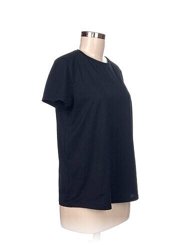 Penti Penti T-shirt %70 İndirimli.