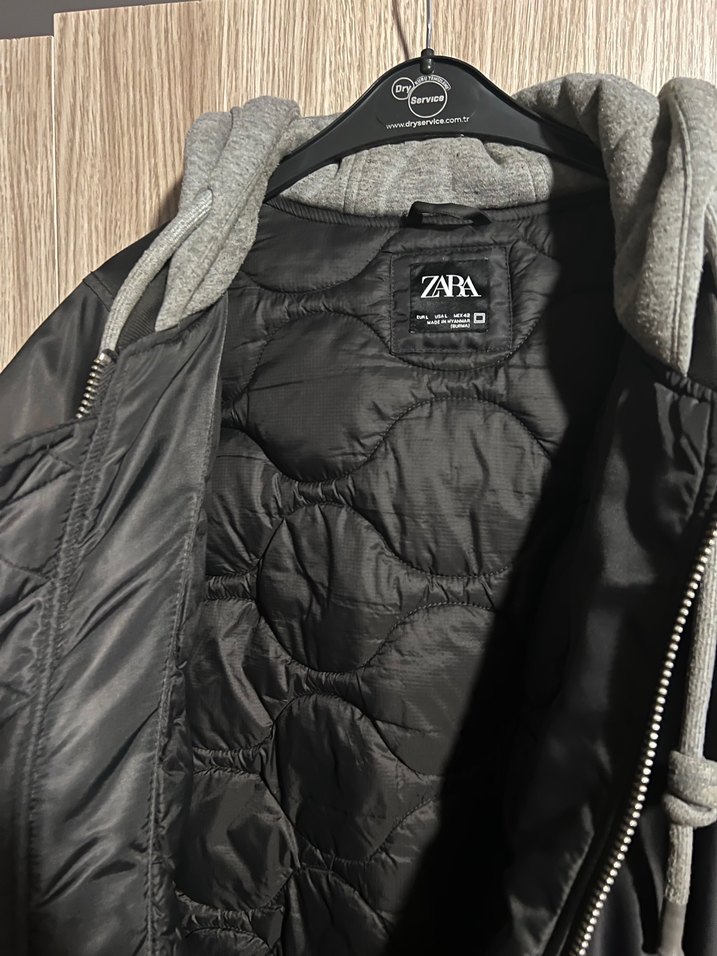 Zara Siyah Kapüşonlu Oversize Erkek Ceket - Görsel 3