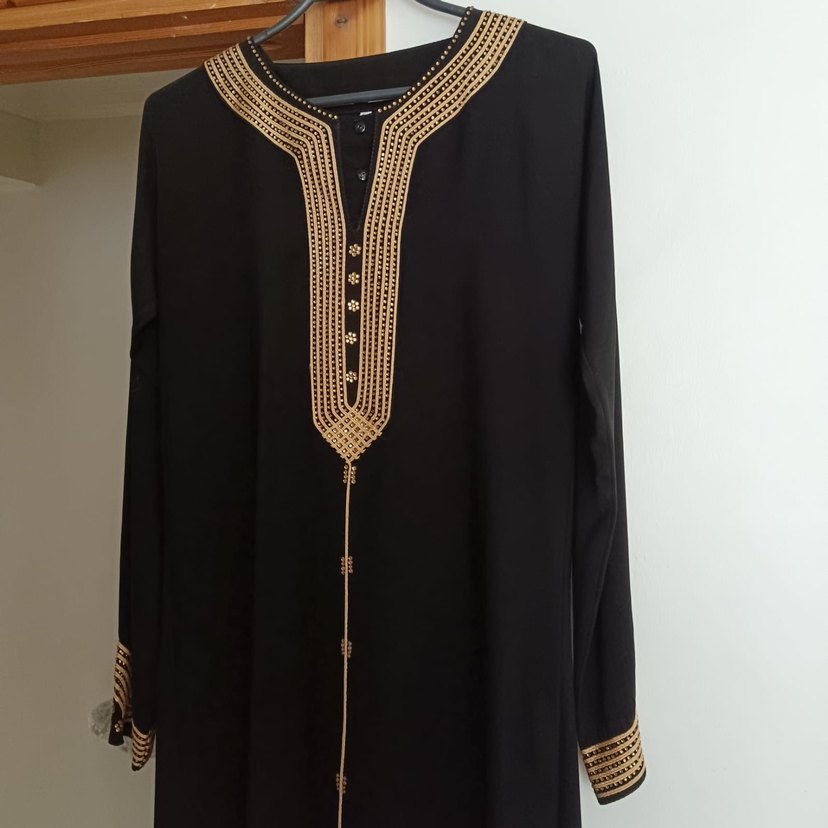 İşlemeli Drapeli Siyah Uzun Kadın Umre elbisesi - Görsel 4