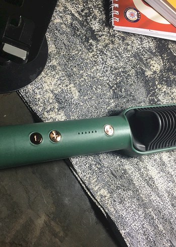 Parlak Haki Saç Düzleştirici - Görsel 2