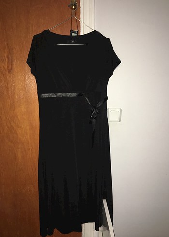 Siyah Kemerli Midi V Yaka Kadın Elbise - Görsel 4