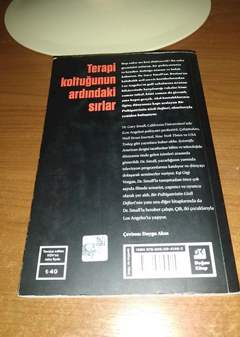 Bir Psikiyatristin Gizli Defteri Roman - Görsel 5