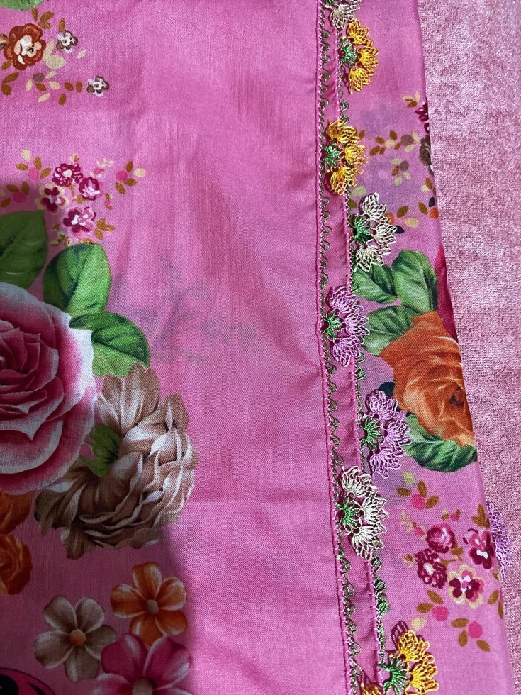 Pembe Kadın Başörtü İğne Oyası yeni yapıldı - Görsel 2