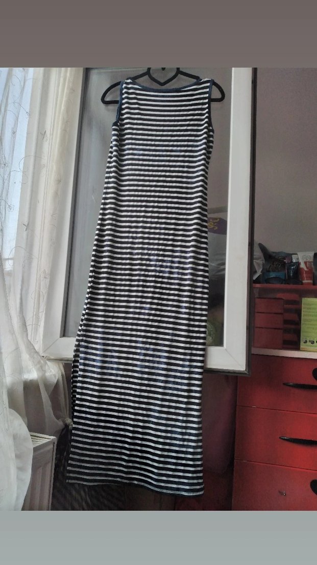 Çizgi detaylı elbise - Görsel 2