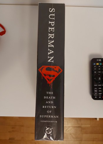 The Death And Return Of Superman Compendium - Görsel 7