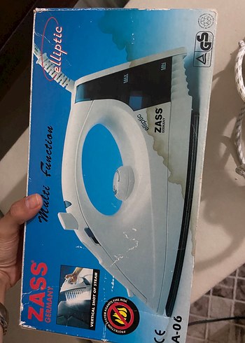 Beden Beyaz ve gri buharlı ütü