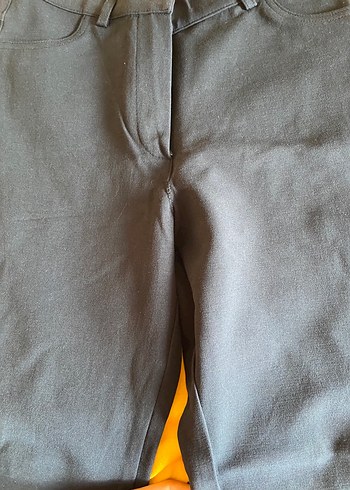 Düğmeli siyaha yakın Kadın Kumaş Pantolon - Görsel 2