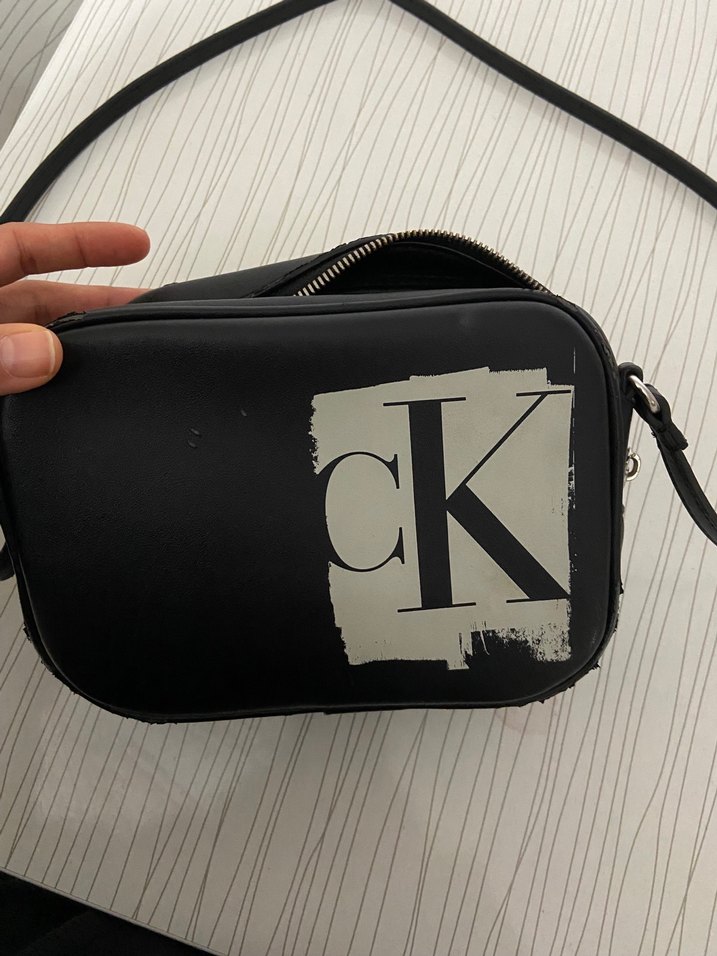 Siyah Deri Calvin klein Çapraz Çanta - Görsel 3