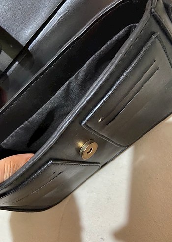 Kemer Tokalı Siyah Deri Kadın Çanta - Görsel 2