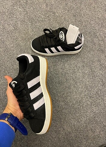 36 Beden siyah Renk Adidas Campus siyah 36-44 arası ithal ayakkabı