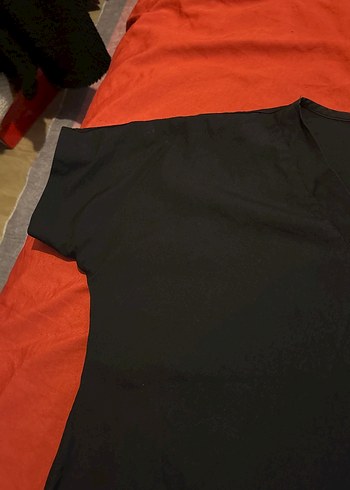 Siyah V Yaka Kısa Kollu üniforma - Görsel 4