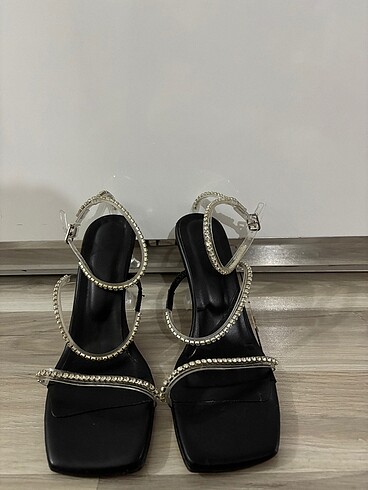 Taş detaylı topuklu ayakkabı ?? - Görsel 5
