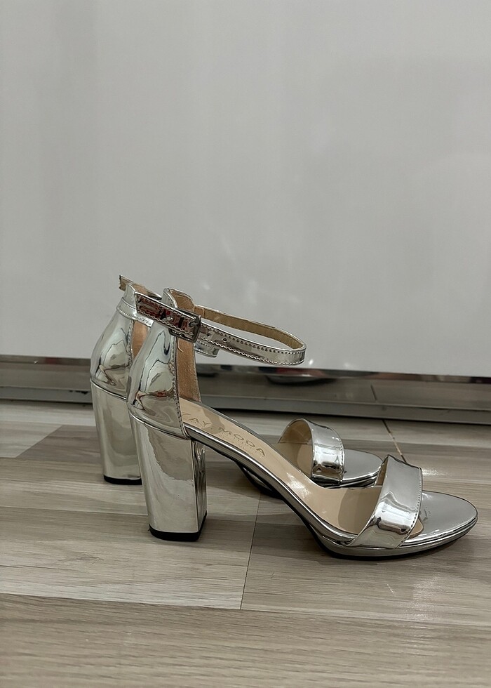 Gümüş topuklu ayakkabı ???? - Görsel 4