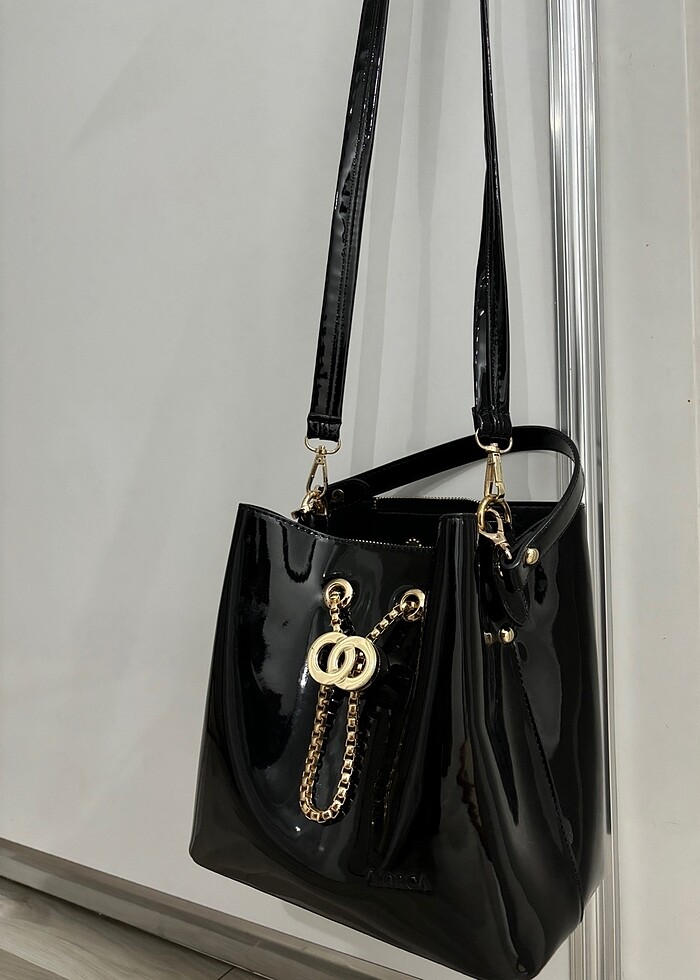 Siyah parlak çanta / - Görsel 4