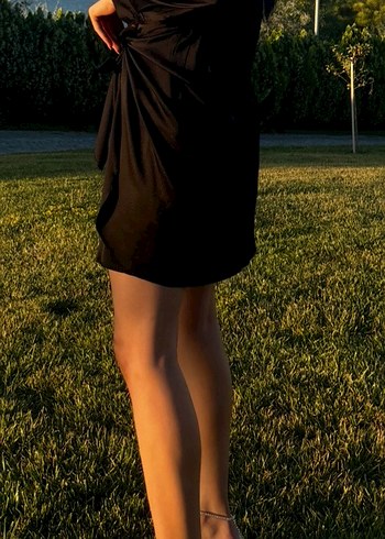 GUESS Elbise 
Kiralama var - Görsel 5