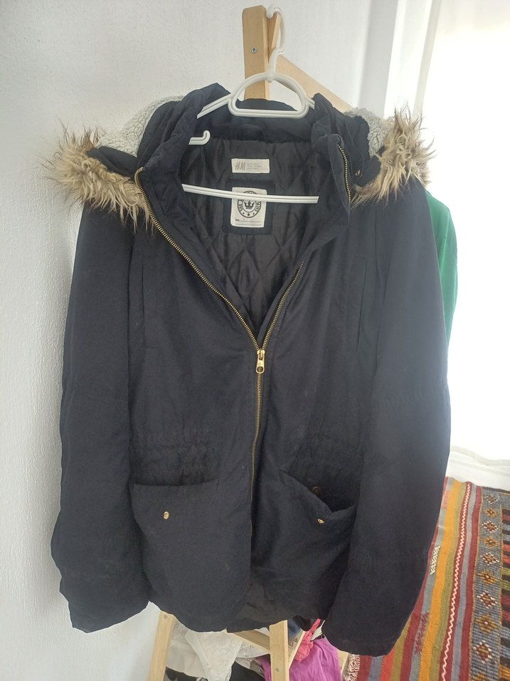 Siyah Kadın Midi Kaban, Kürklü Kapüşonlu - Görsel 2