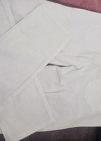 Düğmeli Beyaz Kadın Kumaş Pantolon - Görsel 4