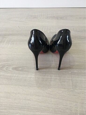 36 Beden Stiletto rugan
