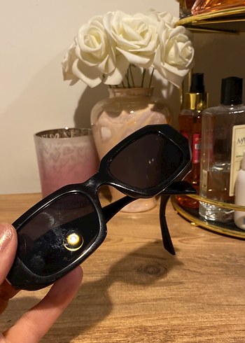 Siyah Kadın Güneş Gözlüğü - Parisian Tarzı - Görsel 4