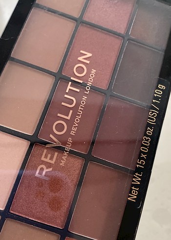 Revolution Koyu Tonlarda Göz Farı Paleti - Görsel 6