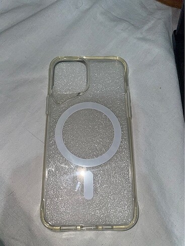 İPhone 12 pro şeffaf kılıf