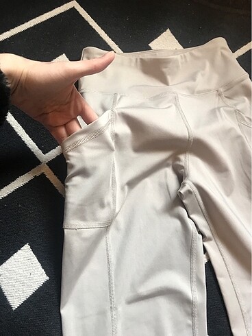 Oysho Penti yoga pantolonu sorunu yok likralı