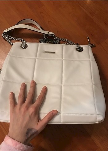 Zincir Detaylı Bej Deri Kadın Çanta krista bell - Görsel 6