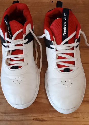 Reebok Beyaz Spor Ayakkabi 35 Numara