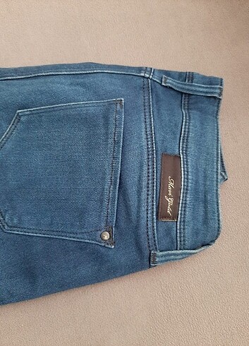 26 Beden Mavi jean
