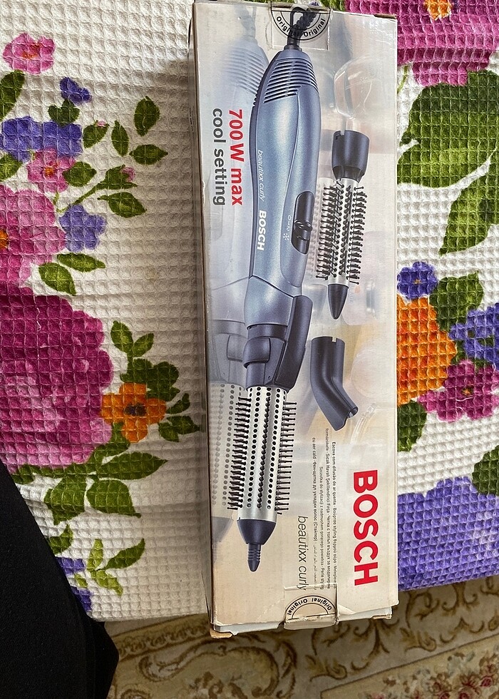 Saç kurutma aynı zamanda şekillendirme - Görsel 2