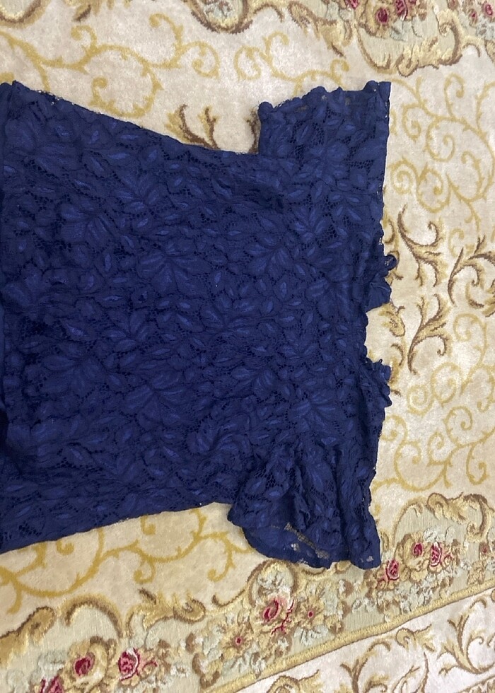 Dantel detaylı üst - Görsel 2