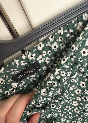 Yeşil Çiçek Desenli Fırfırlı Mini Etek - Görsel 3