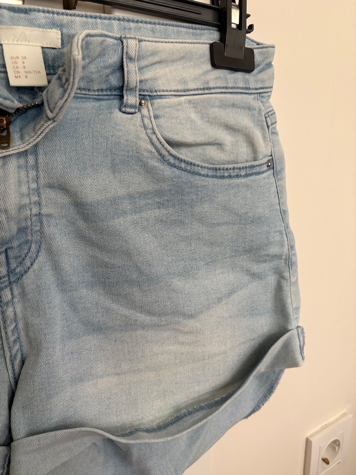 Kadın Pastel Mavi Kısa Denim Şort - Görsel 3