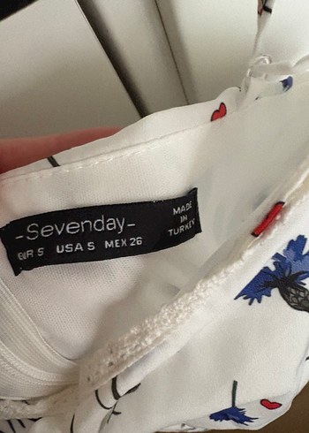 Beyaz Çiçek Desenli Askılı Mini Elbise - Görsel 4