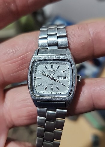 seiko kadın kolsaati