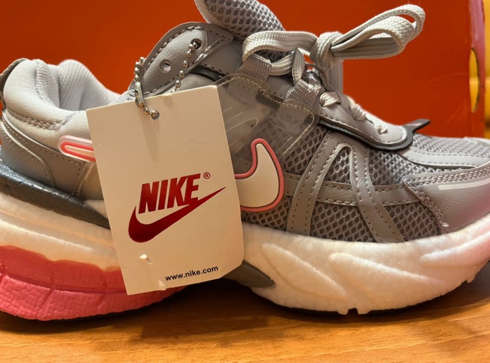 Nike kadın spor ayakkabı - Görsel 3