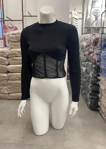 Zara Siyah Bel Detaylı Uzun Kollu Crop Top