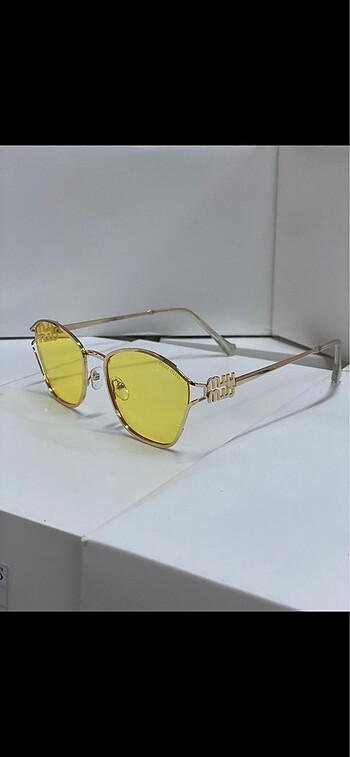 Beden Miu Miu